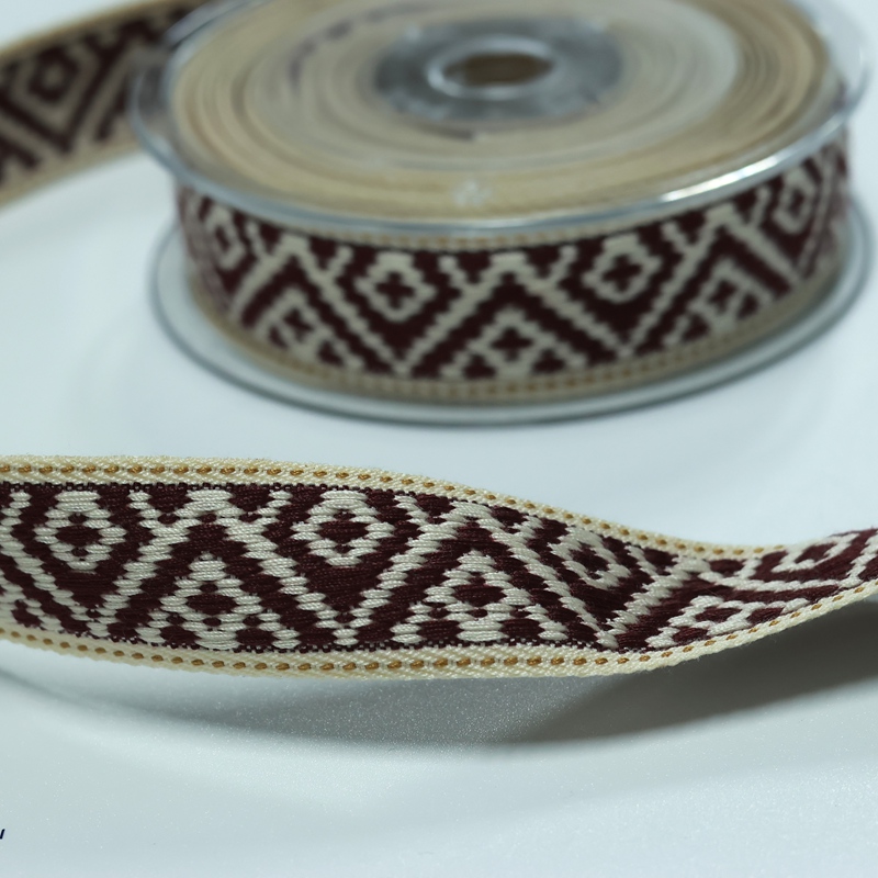 Jacquard Webbing with Distinctive Diamond Knit Patterns